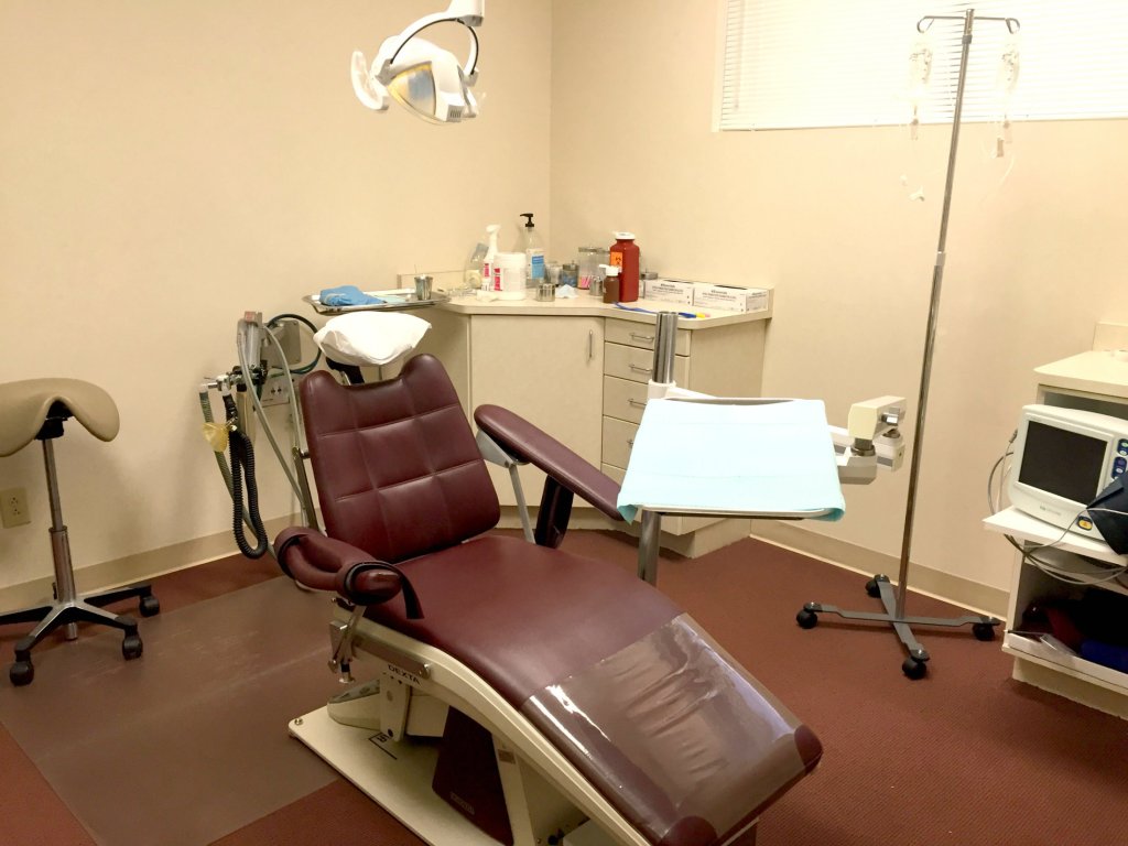 dr kinney dentist